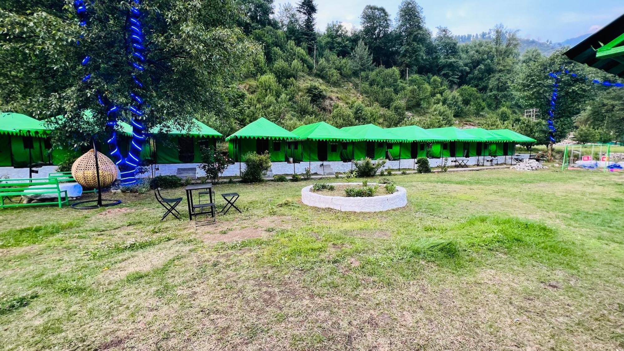 Himalayan Riverside Swiss Cottage Tents, Manali Zewnętrze zdjęcie