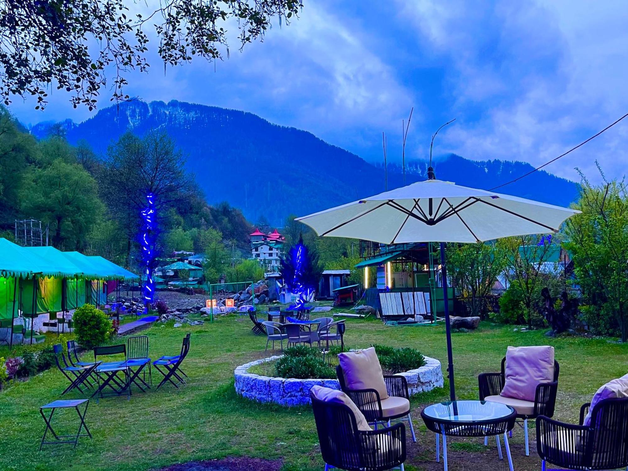 Himalayan Riverside Swiss Cottage Tents, Manali Zewnętrze zdjęcie