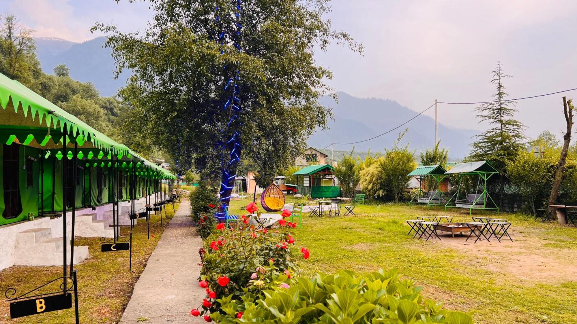 Himalayan Riverside Swiss Cottage Tents, Manali Zewnętrze zdjęcie
