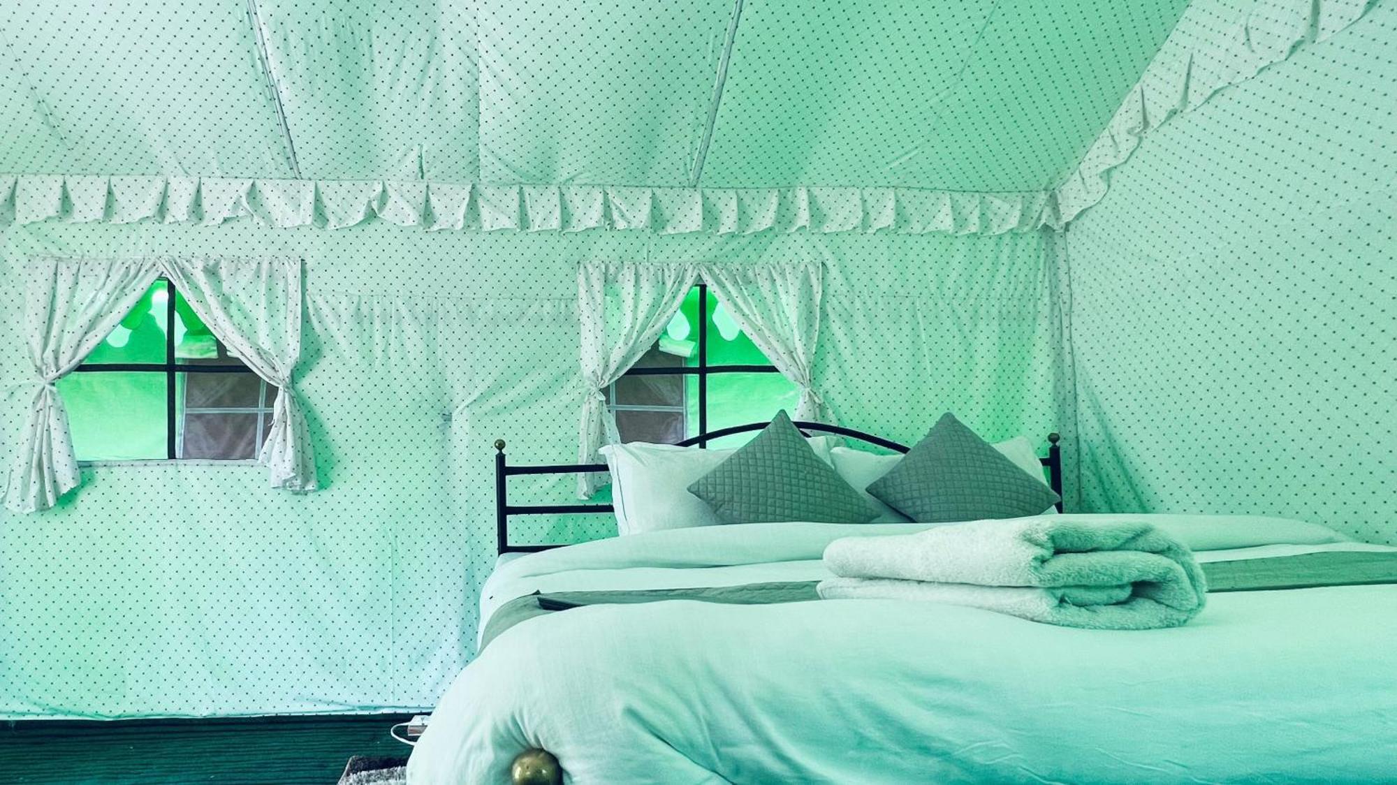 Himalayan Riverside Swiss Cottage Tents, Manali Zewnętrze zdjęcie
